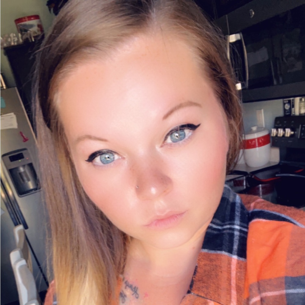 Meet your Posher, Brittany